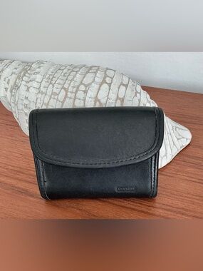 Vintage Coach Black Mini Wallet Coin Purse